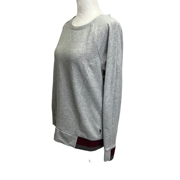 The North Face❤️Grey Jersey Crew Neck Sweatshirt Size M - Picture 6 of 15